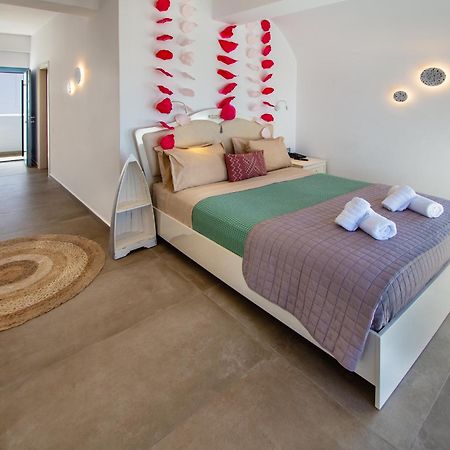 Aegean Blue Suites Pyrgos Kallistis Ngoại thất bức ảnh